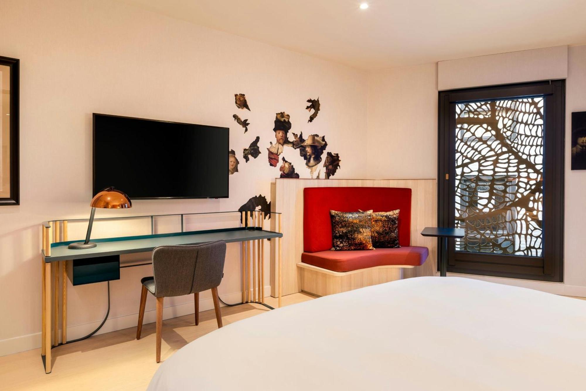 Renaissance Amsterdam Hotel Exterior photo Deluxe room